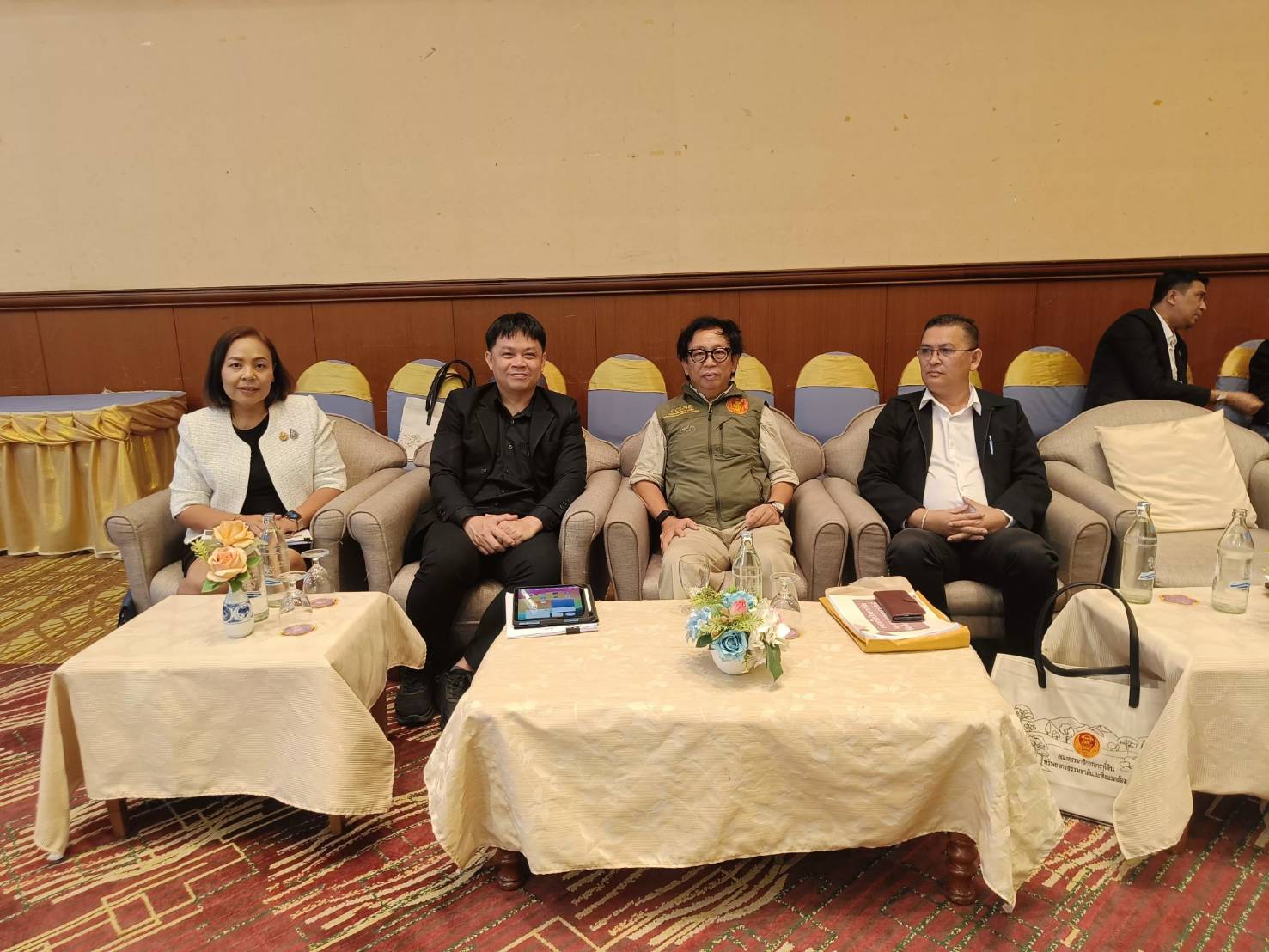 title - ส.ป.ก. ร่วมเวทีสัมมนา 